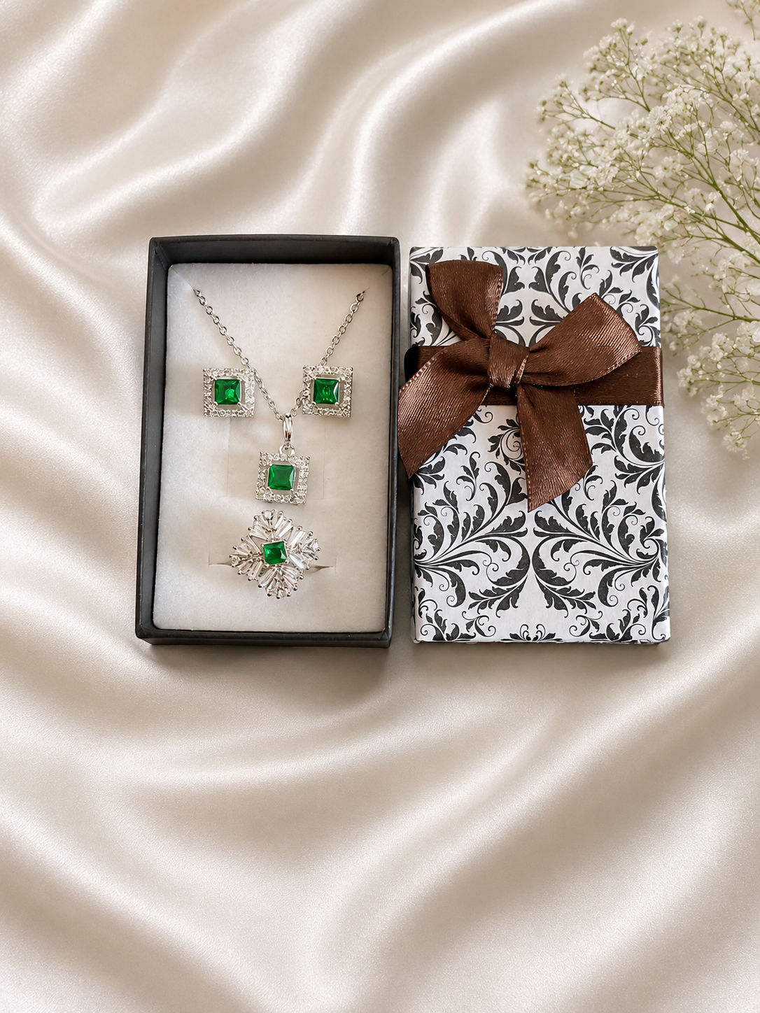 Silver Plated Premium Pendant Gift Set