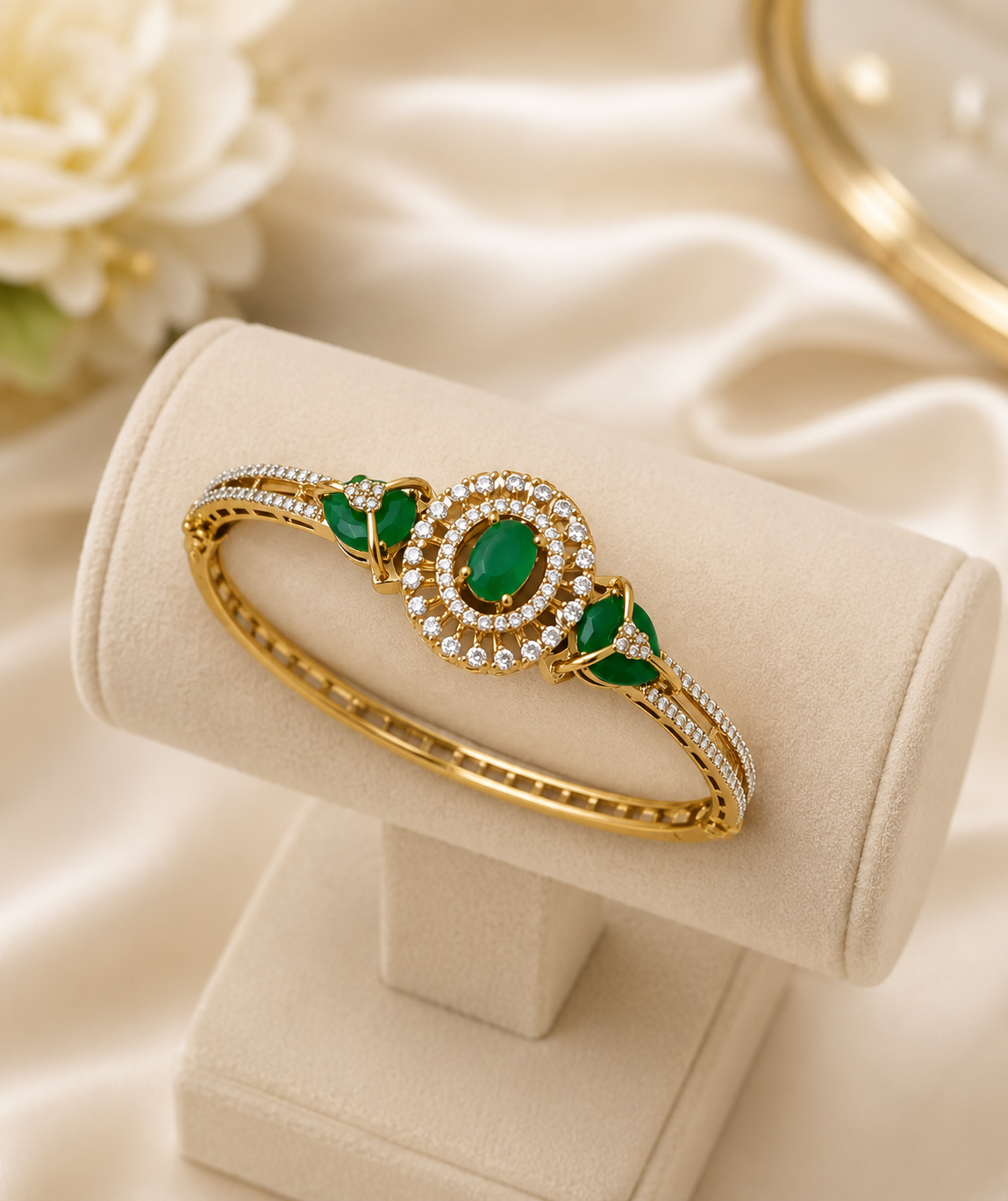 Royal Halo Bangles