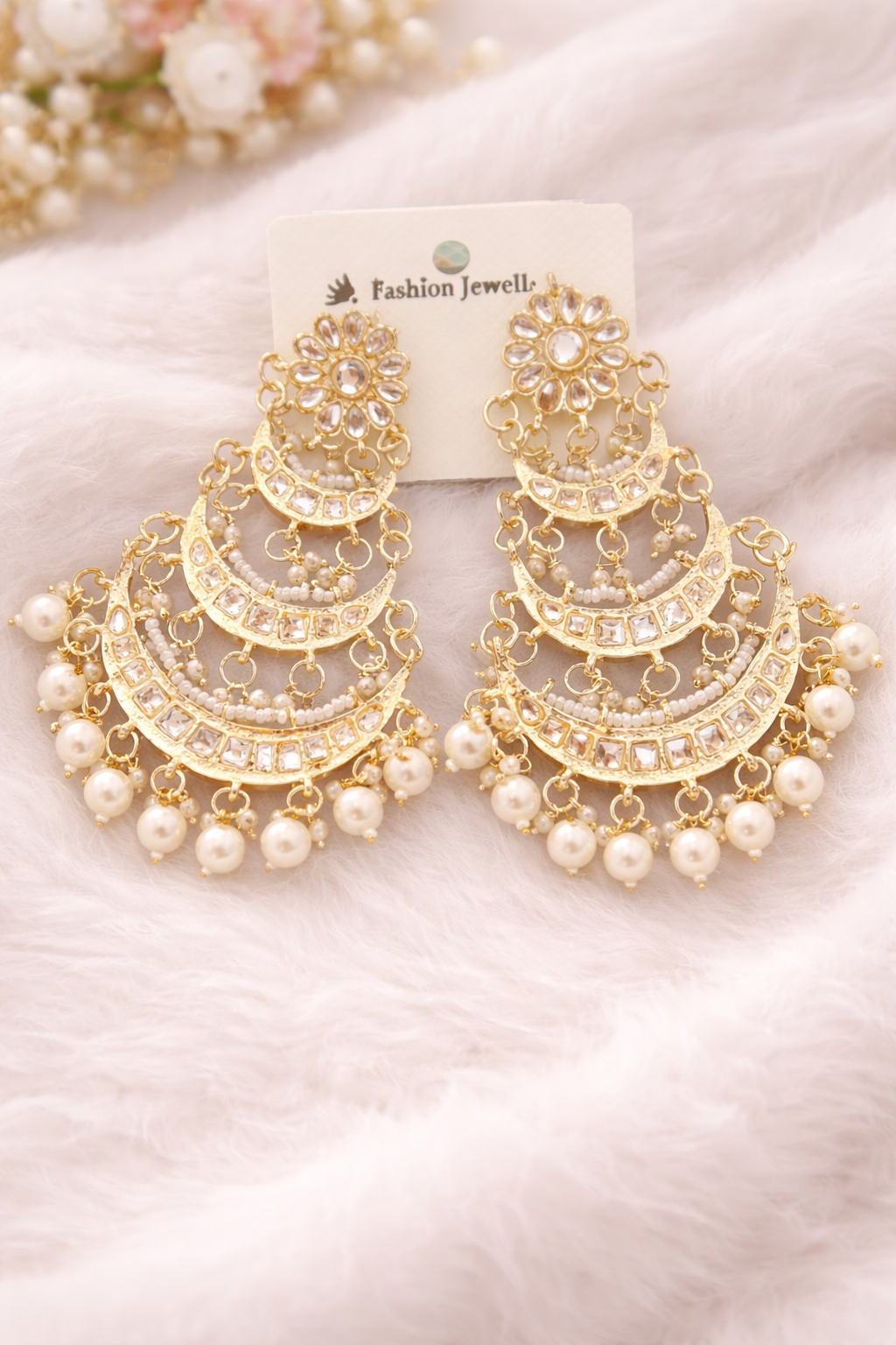 Beautiful Mangtika And Earrings Set