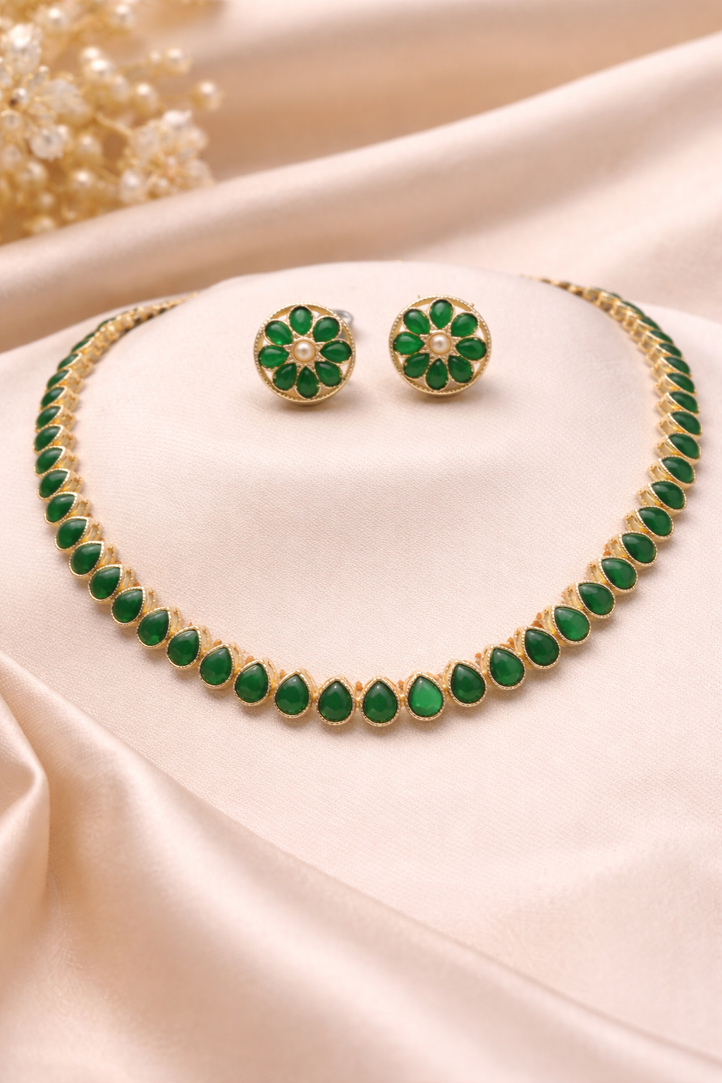 Elegant Kundan Necklace Set with Matching Earrings – Green / Green & Pink