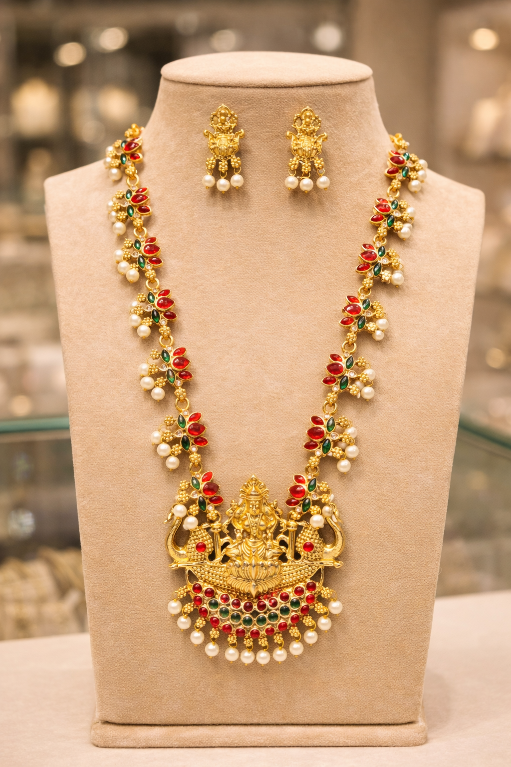 Traditional Temple Design Necklace With Temple Earrings